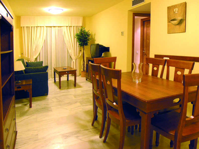 Apartamentos Turisticos Anoreta Рінкон-де-ла-Вікторія Екстер'єр фото